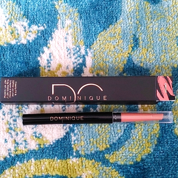 Dominique Creamy Full & Define Lip Liner in Crush - Picture 2 of 4